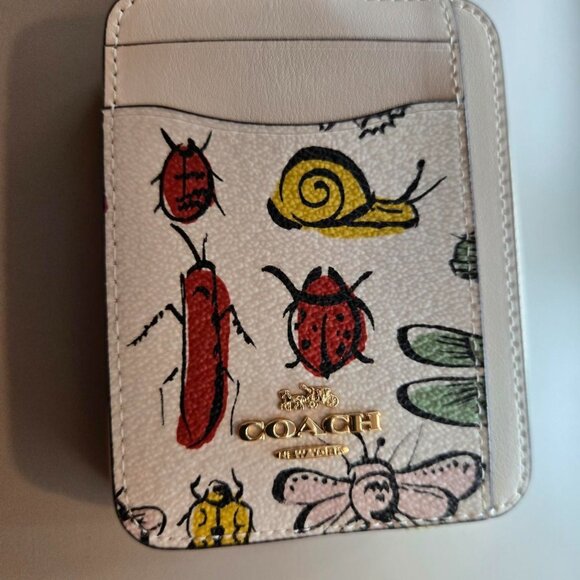 Coach zip card case with Creature Print - Picture 5 of 8